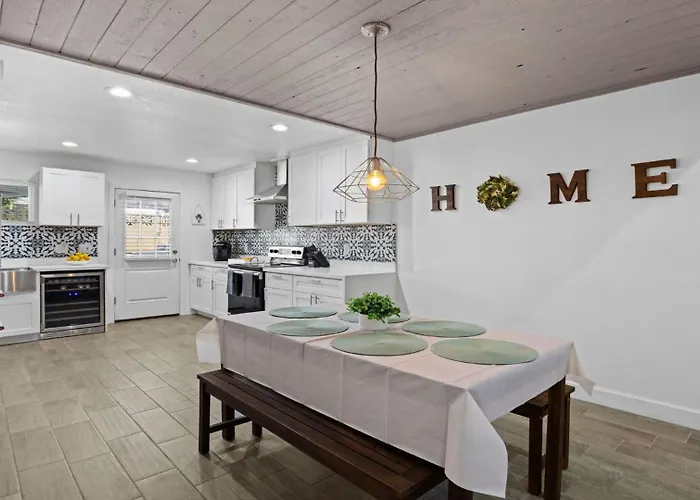 Apartment Edens Escape Comfort, Style And Prime In By Kivoya Phoenix