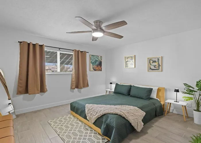 Apartment Edens Escape Comfort, Style And Prime In By Kivoya